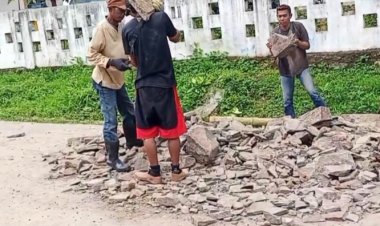 Dinilai Proyek Bodong Jembatan Sinar Jaya -- Mandalawangi Asjad