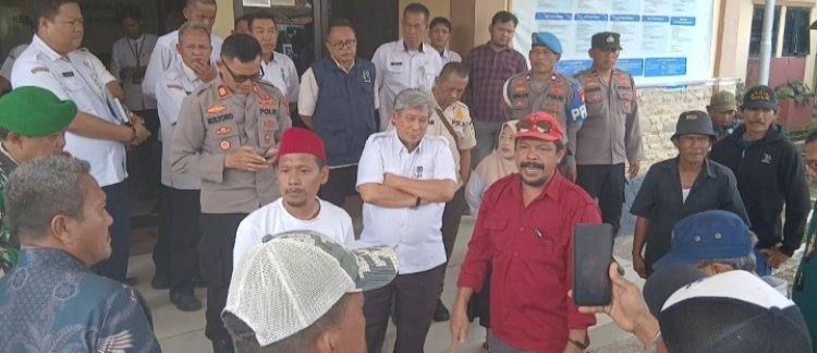 Demo Memanas, Warga Dua Desa di Muaragembong Ultimatum Kecamatan Soal Hak Pilih BPD