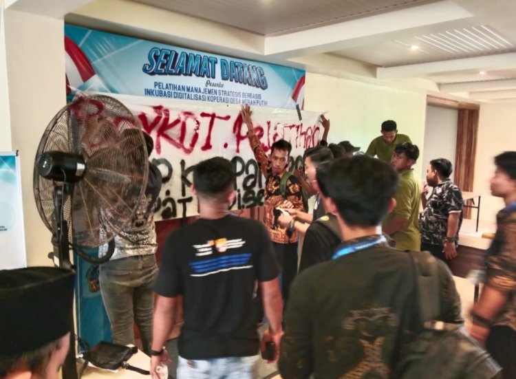 Pelatihan Pengurus KDMP di Hotel Mutiara Carita Ricuh, Peserta Tuntut Transparansi dan Kejelasan Program KDMP