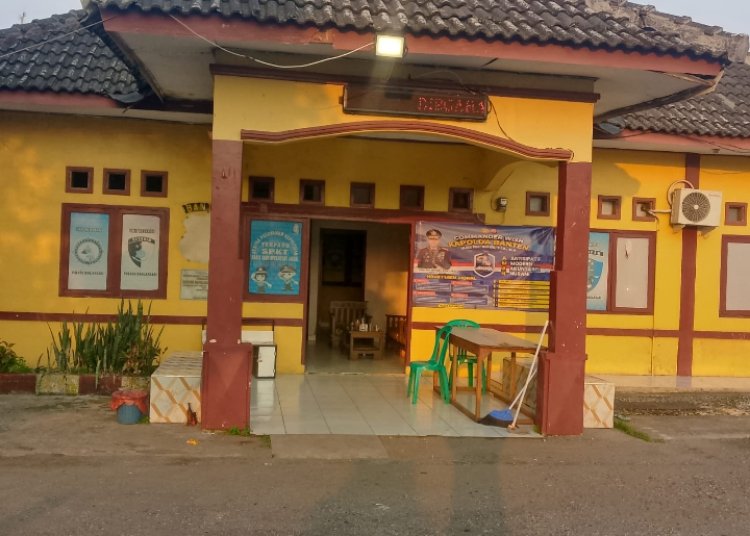 Dugaan Pelaku Begal Motor Disiang Hari Tertangkap Massa