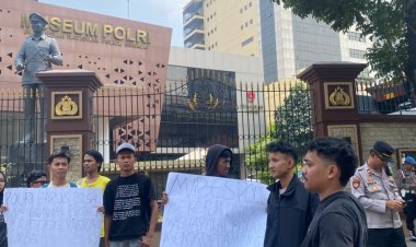 Sejumlah Mahasiswa Provinsi Banten Geruduk Kantor BGN, Minta Program MBG Di Pandeglang Dilakukan Evaluasi