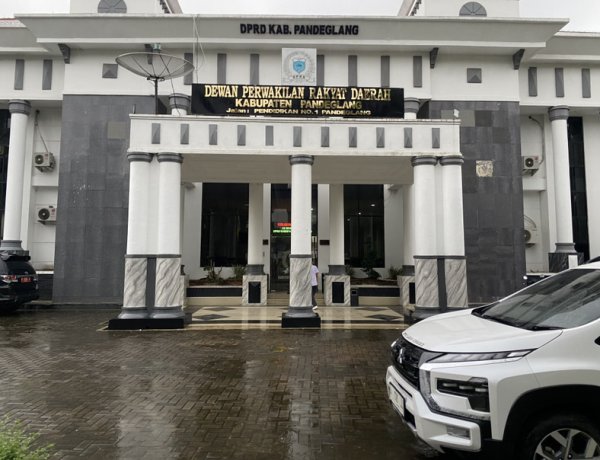Anggaran Perjalan Dinas Lebih Besar Dibanding Perbaikan Jalan, KNPI Sebut Kebijakan DPRD Pandeglang Ngaur