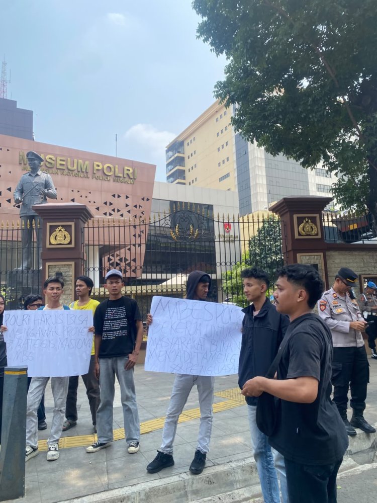 Sejumlah Mahasiswa Provinsi Banten Geruduk Kantor BGN, Minta Program MBG Di Pandeglang Dilakukan Evaluasi